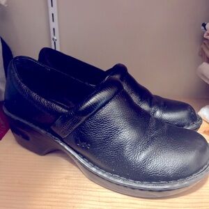 Size 9 Women’s Orthotic Clogs Black (BoC Born)